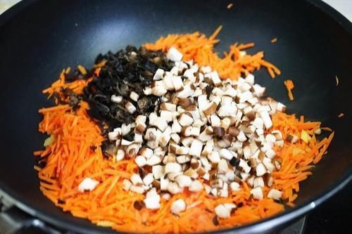  热量|热量低、饱腹感强的素包子，这个食谱最好吃，蒸过一次就知道靠谱