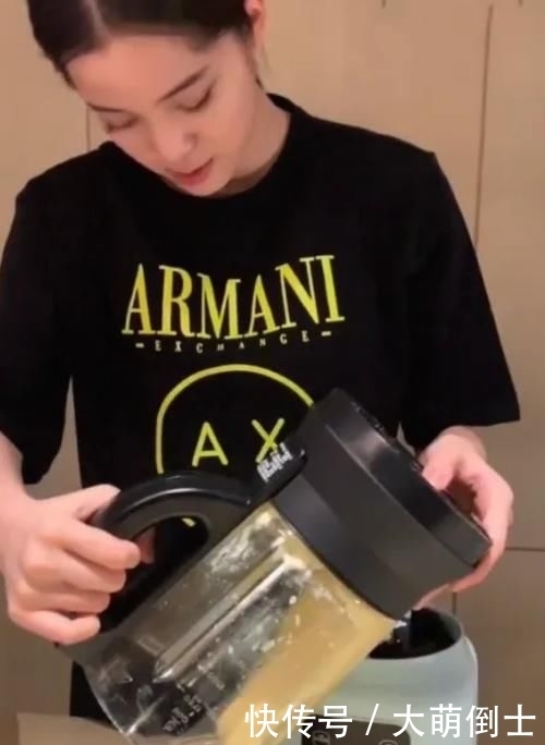 娜娜|欧阳娜娜的“减肥饮料”彻底火了!比奶茶便宜几十块,学生党们有口福了