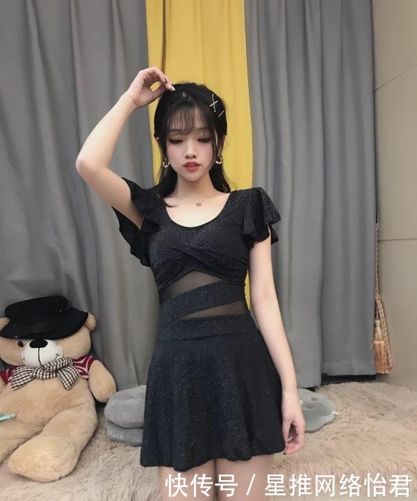 新潮|时髦新潮泳衣穿着,造型迷人气质优雅性感