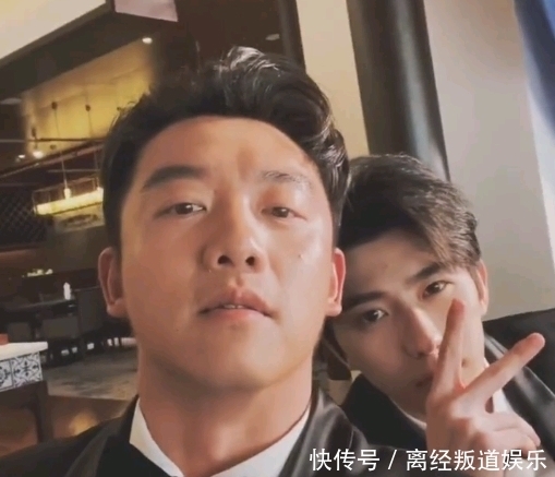  郑恺成|郑恺成了跑步男子队的队长！拍摄这段视频的唯一方法就是无视她，甚至不给她机会出现