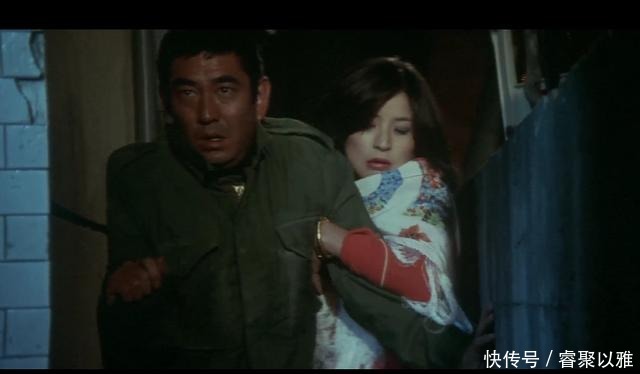 不温不火|电影《追捕》故事,在日本不温不火,删减的内容里有什么