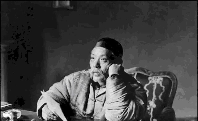 公主|他与杜月笙齐名，母亲是朝鲜公主，一生放浪不羁，却成为一代大师