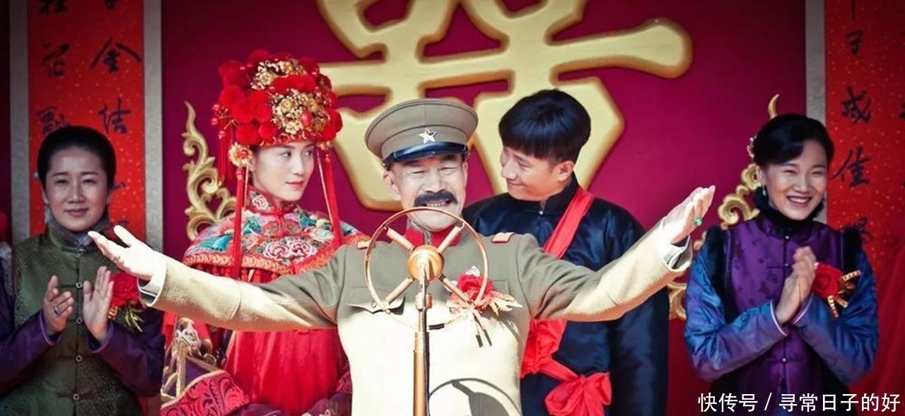 重重地|张作霖深夜回府, 被门卫士兵用枪指着大骂, 他大喜: 给我重重地赏