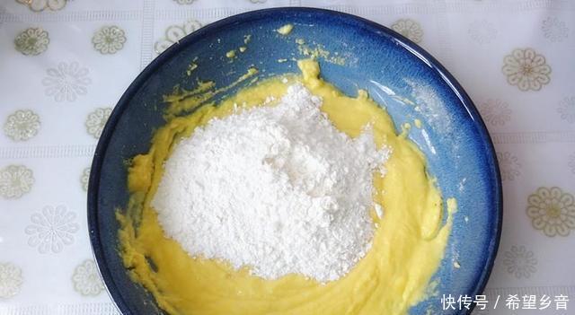 主食|天热,主食就做它,手不沾面搅一搅就妥,柔软香甜,比蛋糕都好吃