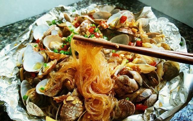 花甲|人气火爆的花甲粉,在家也能做,十分简单,比外面做的还好吃