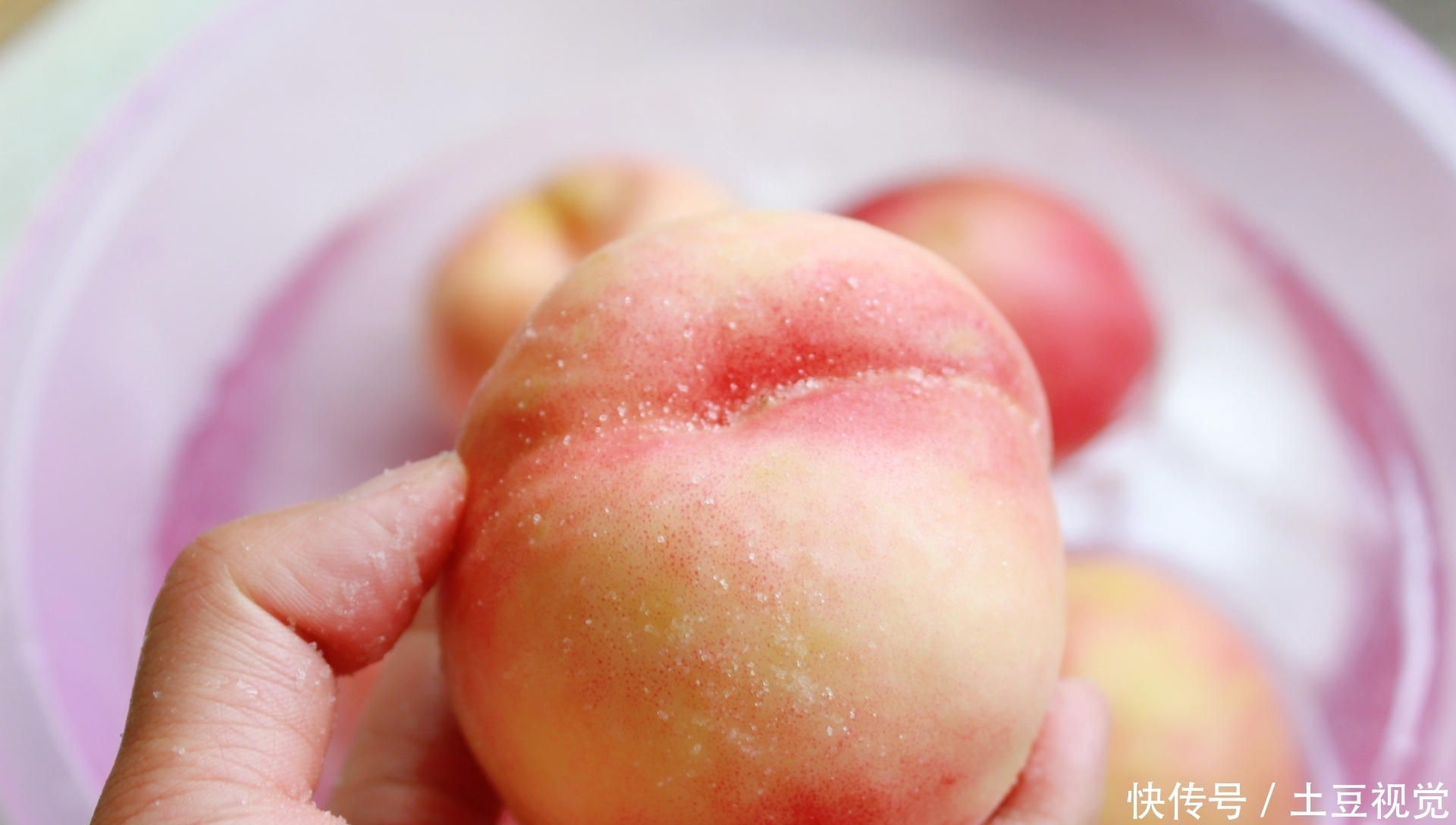 桃子|桃子不甜别扔掉,做成罐头抢着吃,软滑香甜,无添加,简单易学