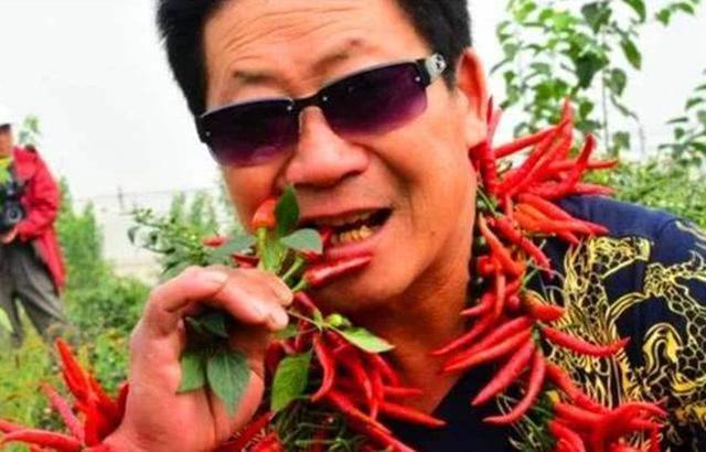 吃辣椒|“中国辣王”李永志,不听医生劝阻每天吃5斤辣椒,后来如何?