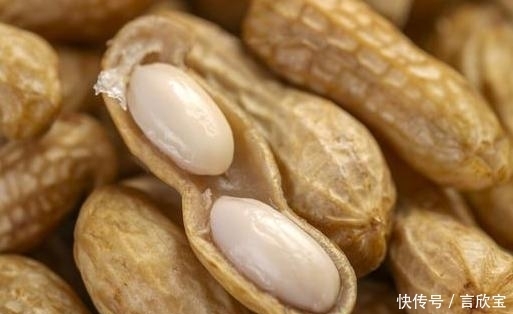 水煮花生|煮花生时,只会加盐就错了,记得多加3种调料,花生又香又入味