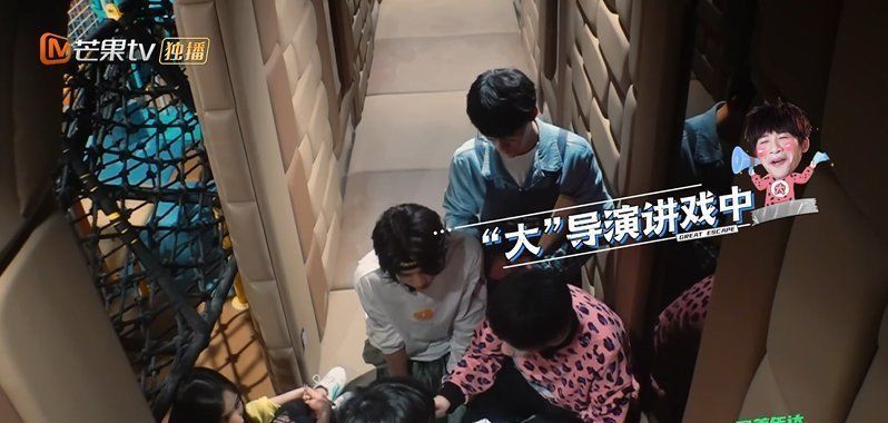 节目组|看《密室大逃脱》被节目组恶心到,偷明星的流量,去投喂素人