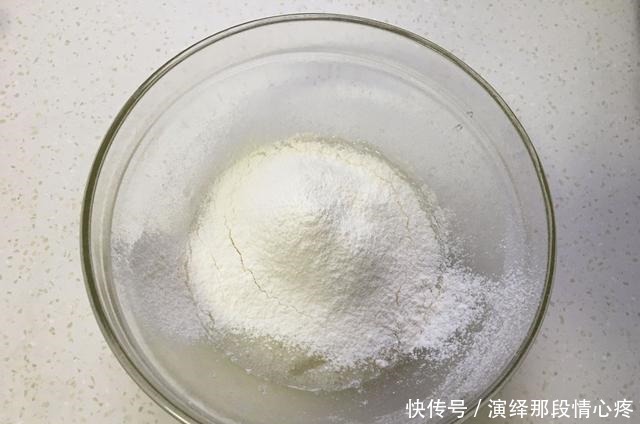 搅拌均匀|两孩子就馋这小点心,香甜可口又酥脆,简单易做学会不用买
