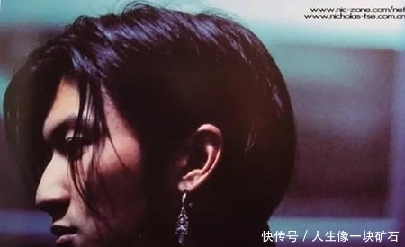 尊重|李健站他站,李健坐他才坐!40岁谢霆锋节目后台谦逊有礼尊重人