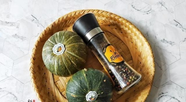 抢光|夏天最该吃的菜是它,才10块钱一个,这么做上桌就被抢光,超好吃