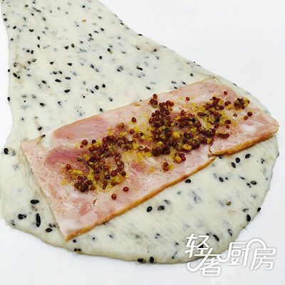 后我们|黑芝麻培根可颂角