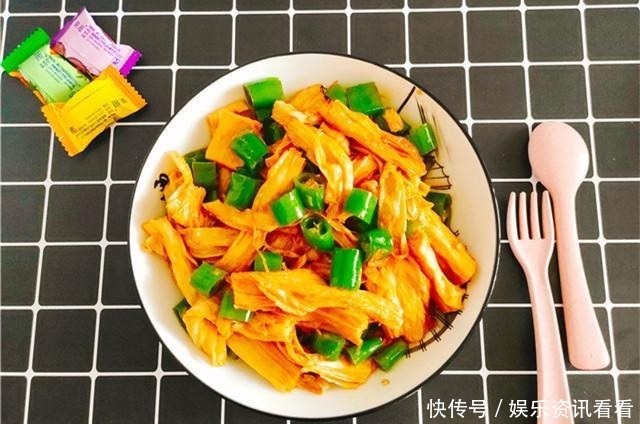 收藏|喜欢吃腐竹的要收藏,教你个简单快速又好吃的做法,天天吃不腻!