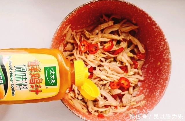 柠檬|鸡腿不炖也不炸,放入柠檬拌一下,酸辣开胃又下饭