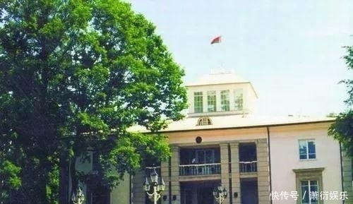 小时|大国之殇:叶利钦7小时终结苏联生命,戈尔巴乔夫5分钟提个人事