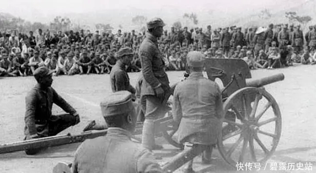 五官端正|历史上真实的老照片：美艳的贵妇五官端正，袁世凯剪辫子的场景