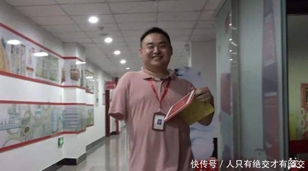  救援人员|当初汶川地震，那个想喝冰可乐的男孩，后因重伤截肢，过得如何