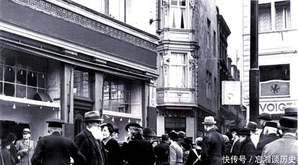 对犹太人|犹太人的噩梦：纳粹暴行，“水晶之夜”那一晚，到底发生了什么？