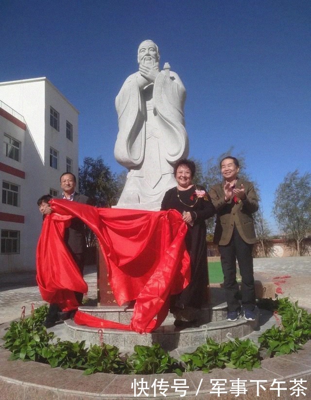 空军高炮十|如何去爱，读格里克还是学重庆女人陈少红？