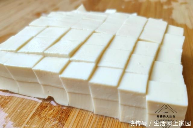 常喝|秋天,宁可不吃肉也要常喝这碗汤,3块钱煮一锅,赛过排骨汤