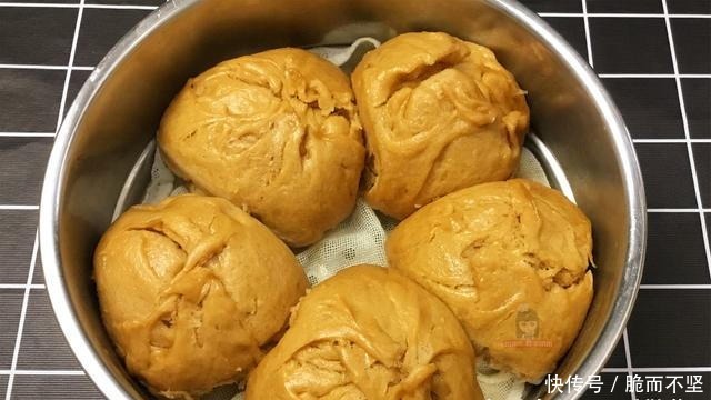  馒头|老阿姨教做开花馒头，不揉面不擀面，操作简单还个个都开花