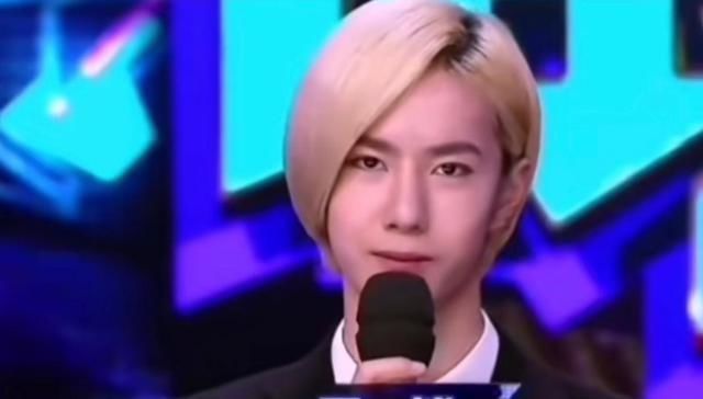 自我介绍|王一博三次做客《快乐大本营》,同一句话却说了两次