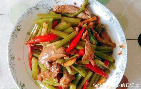 下锅|炒猪肝,别直接下锅炒,教你1招技巧,猪肝滑嫩入味,无腥味