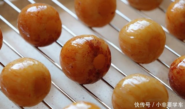 美味|秋天,碰到这水果别手软,6块一斤,煮一锅囤起来,冬天吃特美味