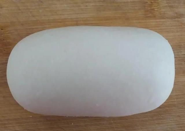 看着|面粉不要再做馒头了,教你新吃法,晶莹剔透有营养,看着就想吃