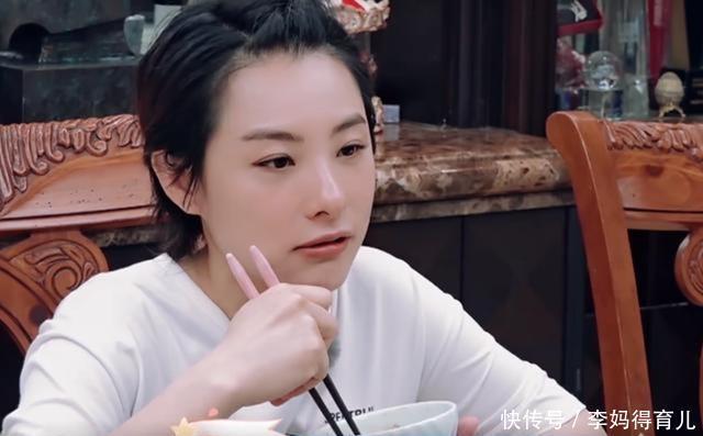 越晚|刘璇“铁血育儿”引热议,不让4岁儿子吃盐,吃盐真的越晚越好吗