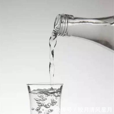 粮酒|买白酒无须再问别人,自己学会辨别纯粮酒更靠谱