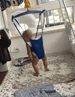 GIF|搞笑GIF:妹子你这么会玩,你男朋友知道吗?