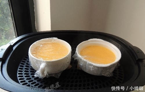 小窍门|鸡蛋羹怎样做才够嫩滑?几个小窍门教给您,一看就会,超简单