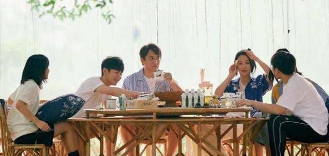 向往|《向往4》黄磊做菜遭吐槽?当食物关掉滤镜,网友:别再摆拍了!