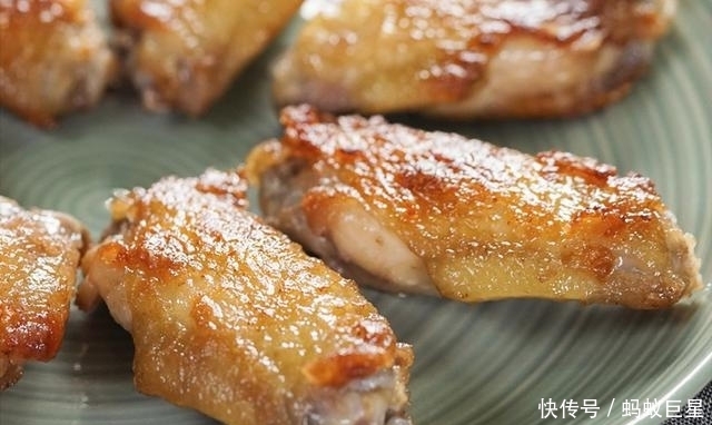 技巧|这样煎鸡翅,皮脆肉嫩无腥味!大厨教你7大技巧,煎出完美鸡翅!