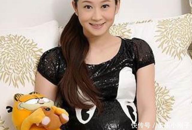 子宫|到了孕晚期,4件事情平时要避免,可能导致“羊水早破”