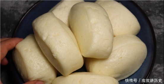 馒头|馒头保存别只会放冰箱了,教你一招,放1个月一样不发霉、不干硬