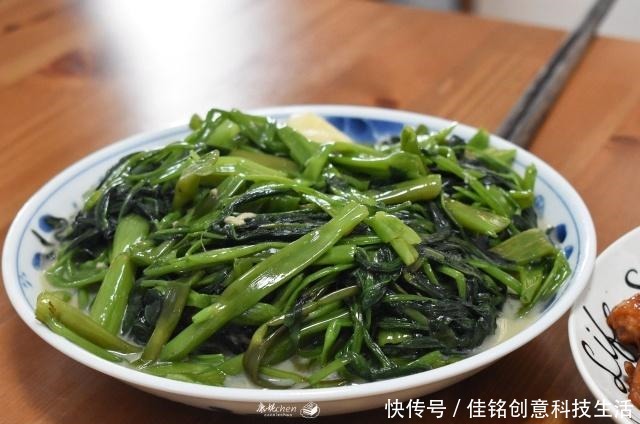 蒜蓉豆豉蒸|夫妻俩的一周晚餐,荤素搭配营养足,虽然很简单但这就是家的味道