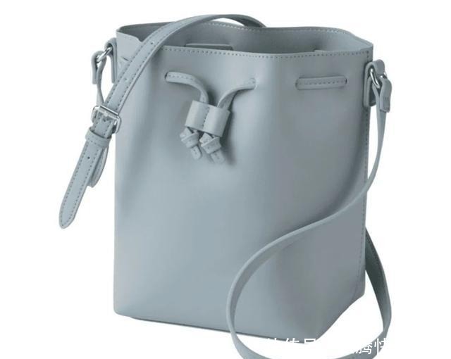 包包|日本杂志上的包包,为什么每一款都好想要!适合凹造型又很实用