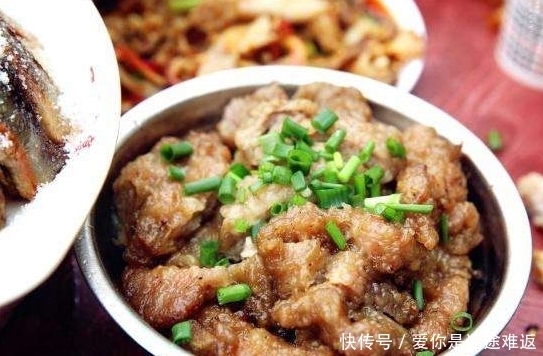 农村宴席|农村酒席才有的十大蒸碗，一桌300块分量管够，你们觉得如何？