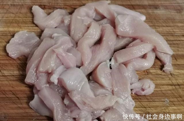 外酥里嫩|想吃炸鸡柳不要到外面买了,这样做,比买的还好吃,健康又卫生