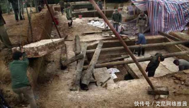 满地|山坡偶现墓洞,竟是秦桧家族墓,金器满地,此珍宝堪称国之重器