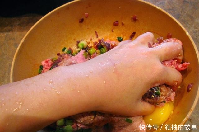 做法|做肉丸子时,加淀粉是大错特错,教你正确做法,劲道Q弹,真香