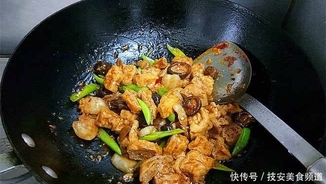  1茶匙|夏季多吃这食材，2块钱1斤，蛋白质含量高，鲜香解馋，比肉还香