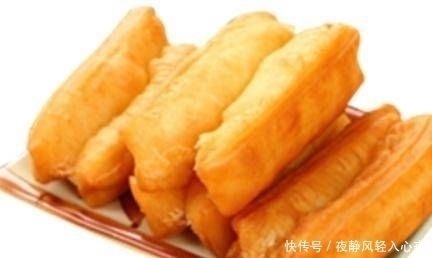 奶奶|奶奶有一个聪明的方法做油条不要煎或加水,香酥软脆特别好吃,简单零失败