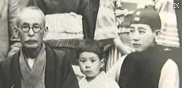 皇太极|他为满清收复大片国土，却被多尔衮杀掉，后代出了一女人家喻户晓