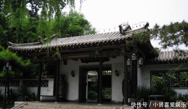  犯了难|巡抚好美食，厨师犯了难，整来整去发明出一道名菜