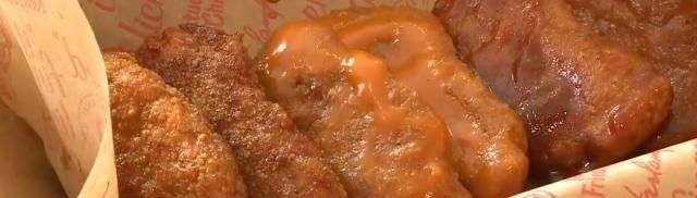 还换|美国肯德基出售人造肉炸鸡,为此还换了新包装,一份就能卖到56元