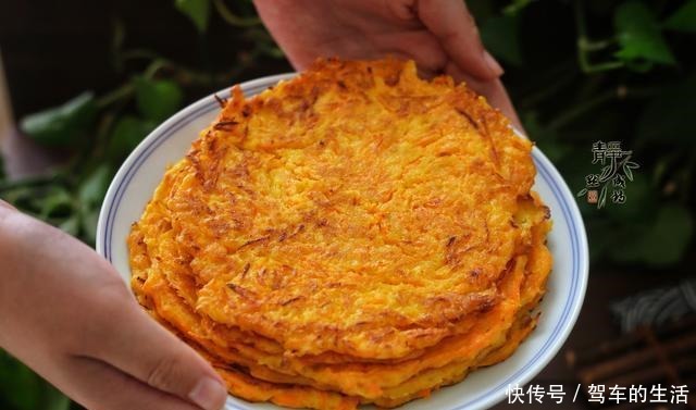 孩子|十分钟快手早餐饼,又香又软,好吃护眼,孩子天天点名要吃